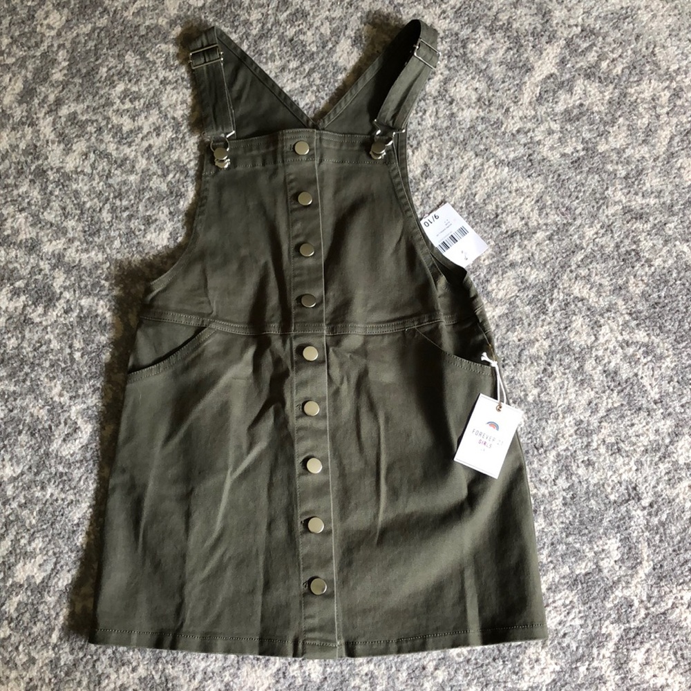 NWT- green forever 21 overall dress size 9/10